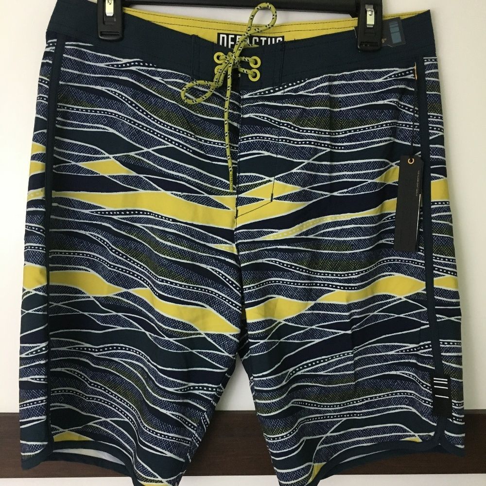 NEW Depactus Head High Board Navy Yellow Shorts Mens 31" Swim Trunks